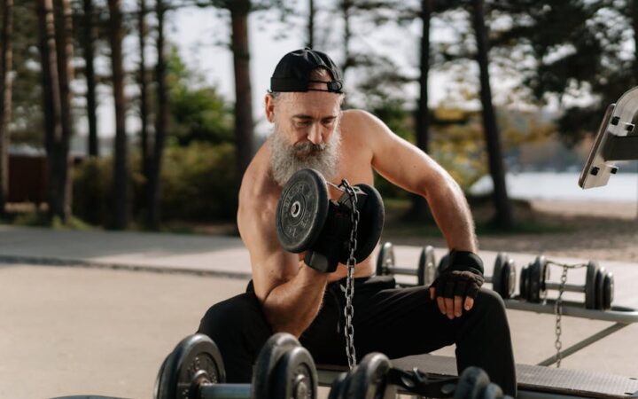 A Complete Guide to Building Muscle in Your 40s and Beyond