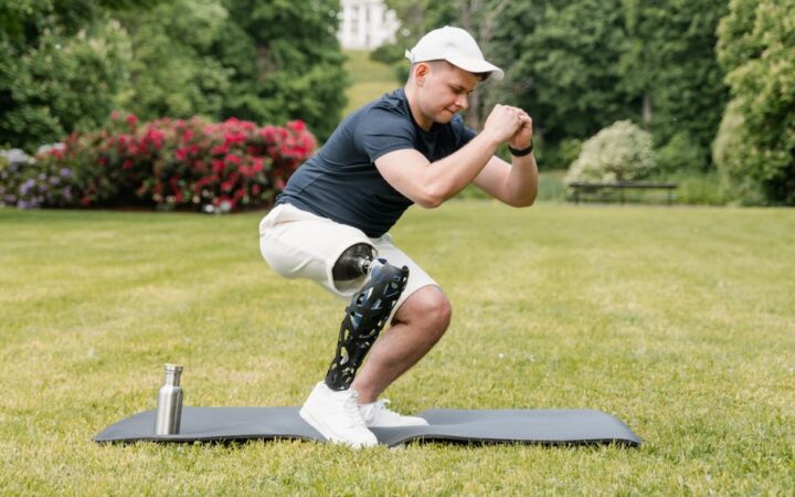 The Age of Adaptive Fitness: Customizing Your Muscle Building Journey in 2026